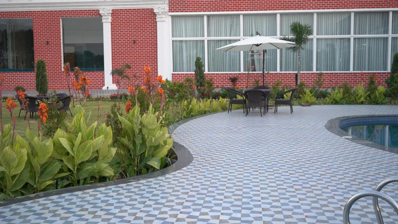 The Kamoda Resort Ambikāpur Zewnętrze zdjęcie